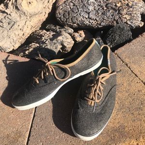 Keds Champion Classic Heather Gray Wool Low top Tennis Shoes, Sz 5